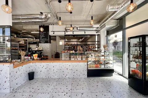 Cake Shop photo 4